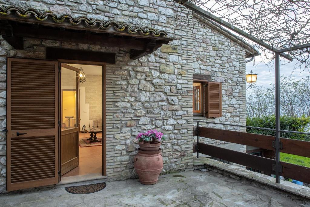 Casa Vacanze L'olivo al Borghettaccio 8