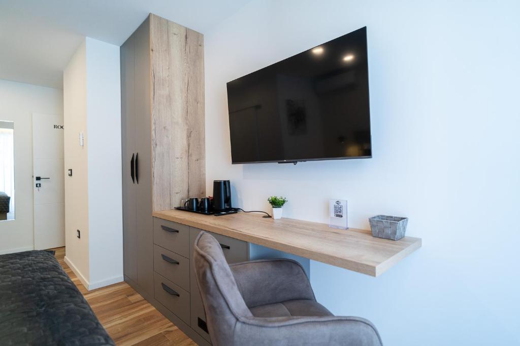 Seafront Sunset Studio&Rooms 8