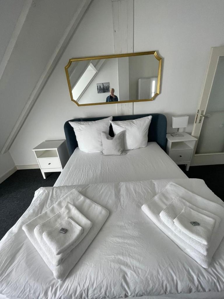 GoldHafen Premium Apartments am Elbkanal 4