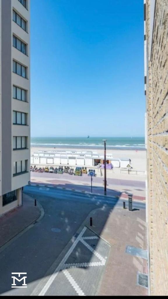 Suite Maritim - Zijdelings zeezicht op 10m van strand en zee 5