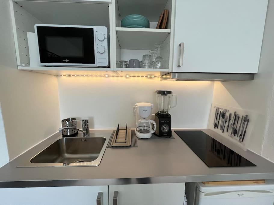 Studio Cosy et idéalement placé 8