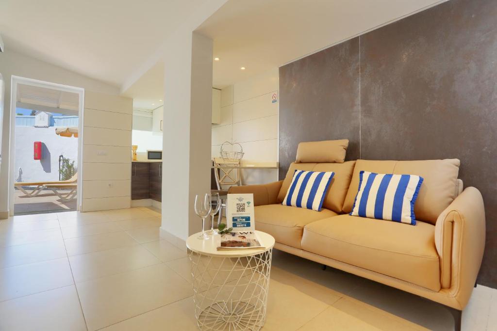 Neptuno Bungalows - Adults Only 2