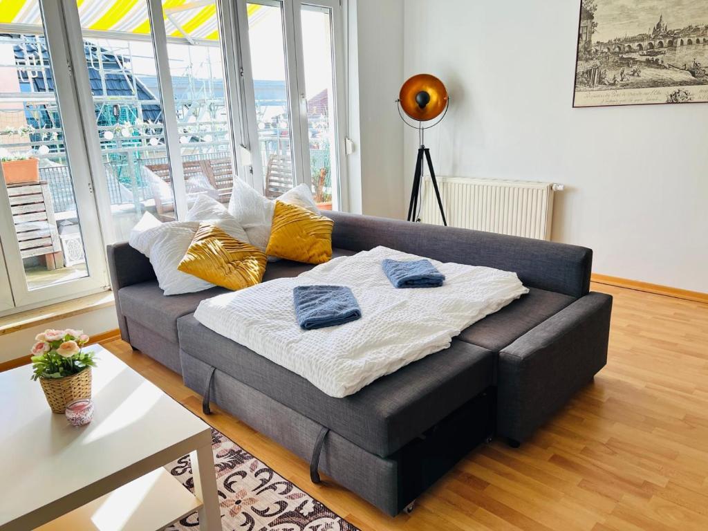 Ferienwohnung STARiVA - Terrasse über Dresden - Ruhig & Innere Neustadt 6