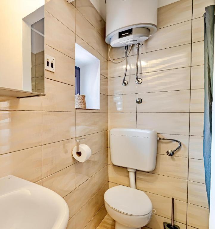 Apartmani Kalos 8