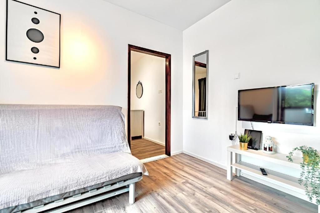 Apartmani Kalos 5
