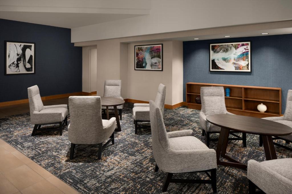 Hyatt Place Denver Cherry Creek Image
