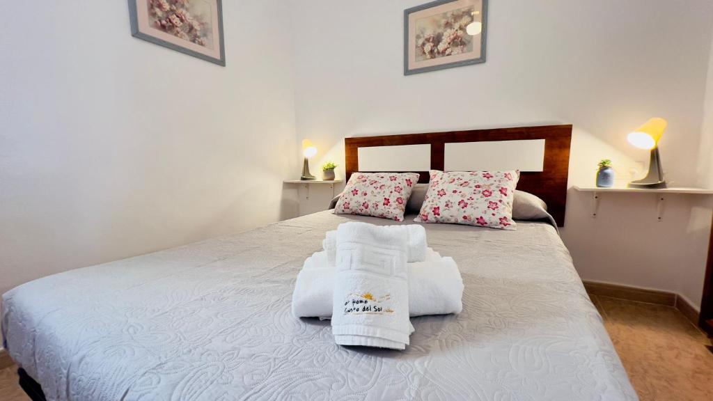 Casa Godoy con piscina by At Home Costa del Sol 8
