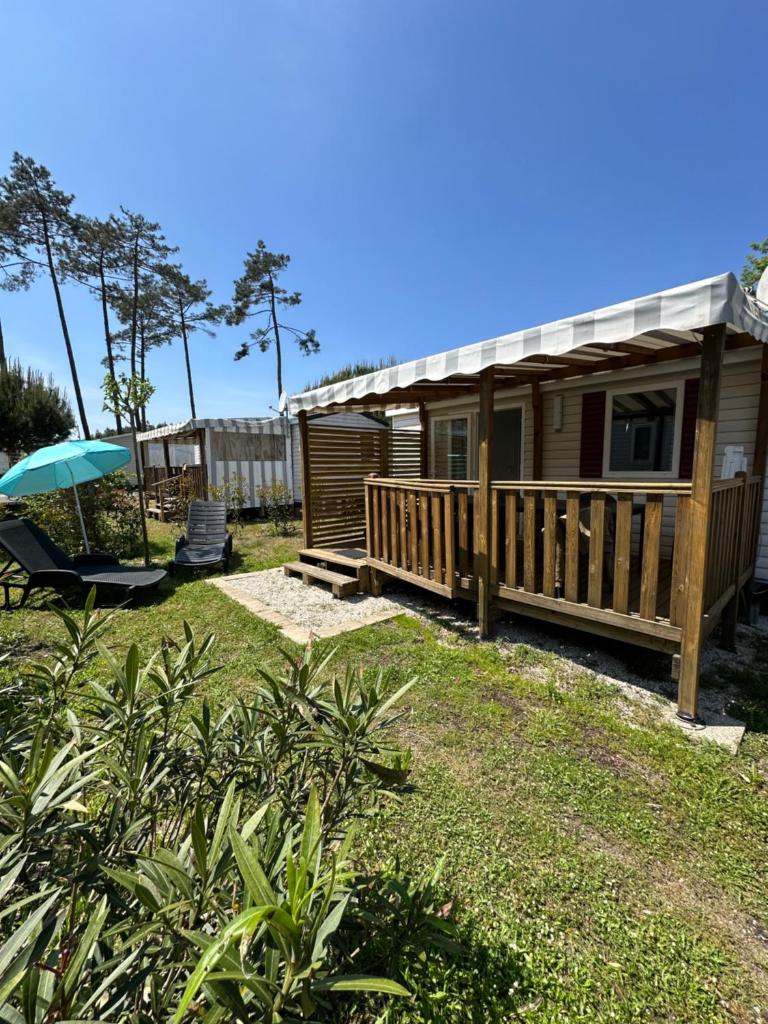 Photo de la galerie de l'établissement Mobilhome douce quiétude 1, à Saint-Julien-en-Born