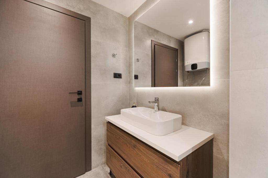 Solis Luxury Apartments with Breakfast 8