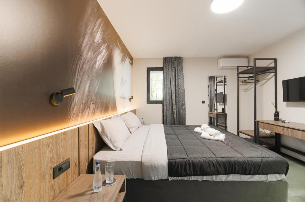 Solis Luxury Apartments with Breakfast 5