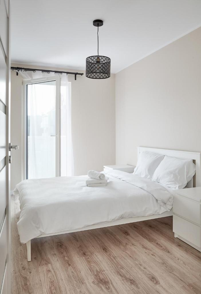 Poznań Airport Homely Apartment by BookingHost 2