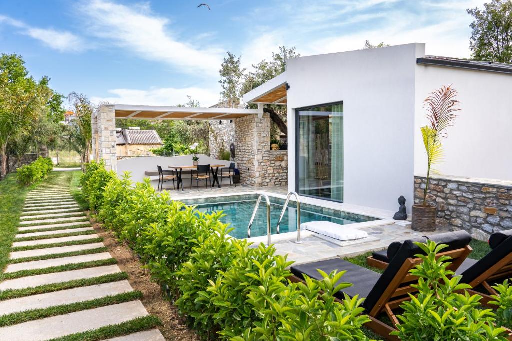 Stone Village Skala Maries 3