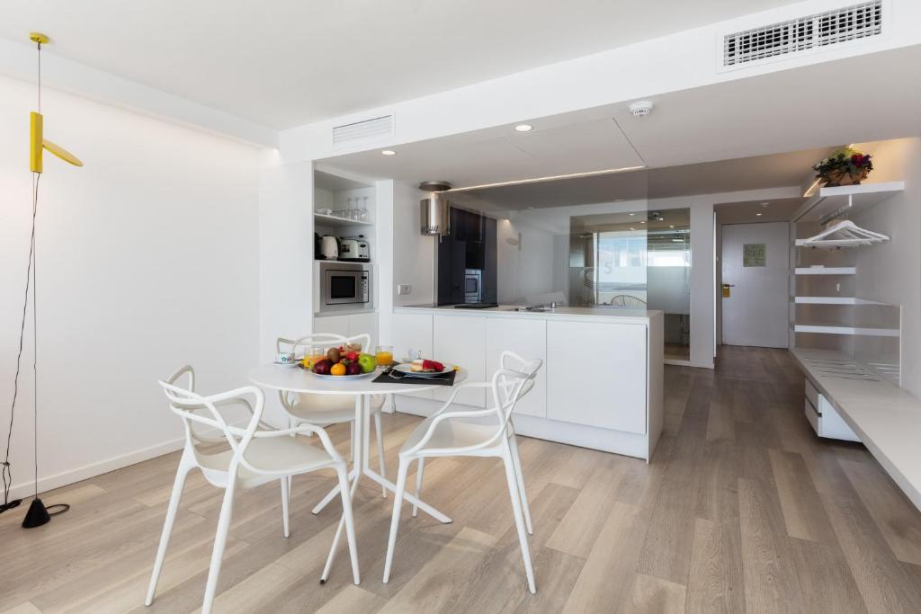 Sud Ibiza Suites 7