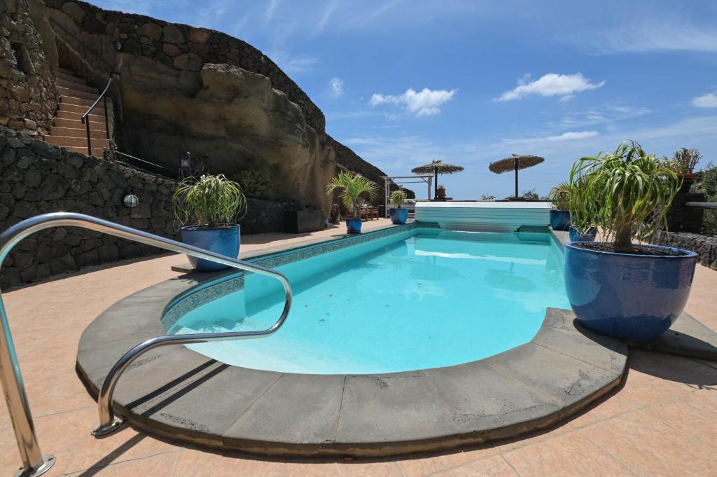 Castillo Lanzarote Villa Winni - Luxury Villa - Pet friendly with heated Pool 8