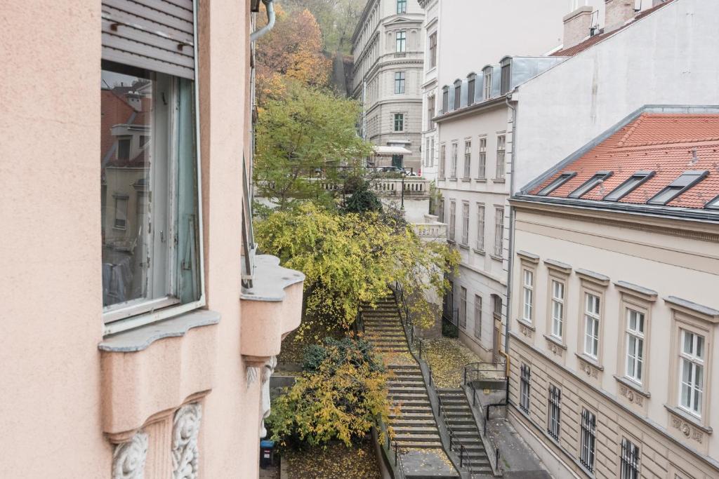NewSunny Apartment at the BudaCastle 6