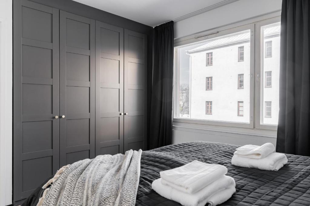 Lux Eight - Modern 2BR Apartment Turku 7