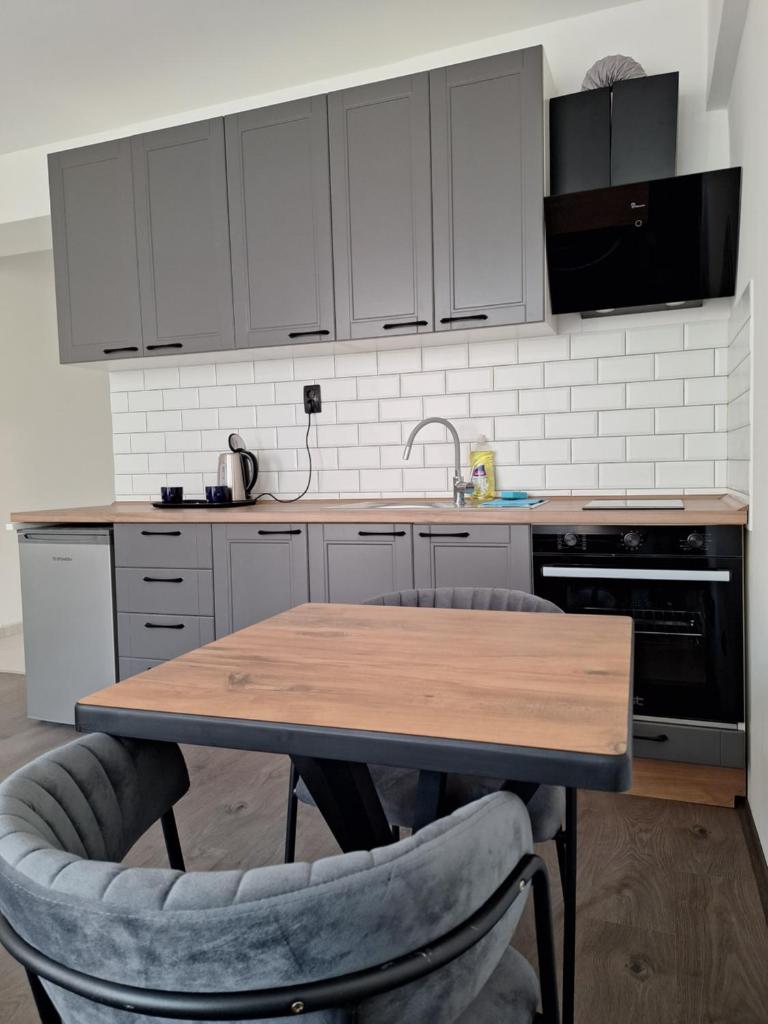 Petar's Apartment 3 4