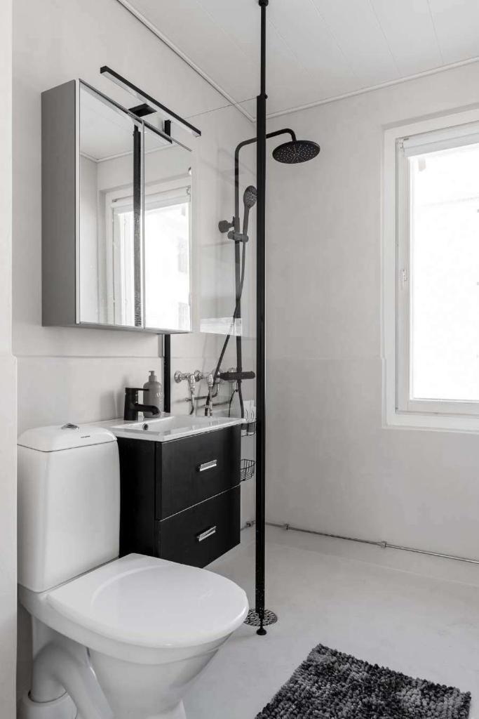 Lux Eight - Modern 2BR Apartment Turku 3