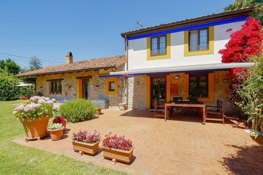 El Gorin Casona 1