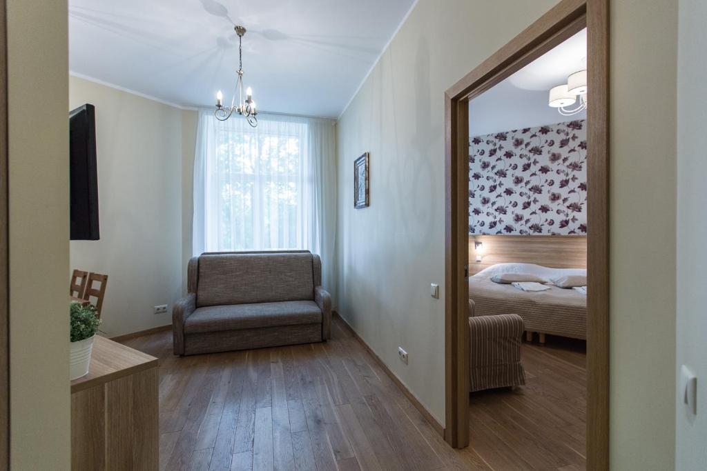 Riga Lux Apartments - Ernesta, Free parking 6