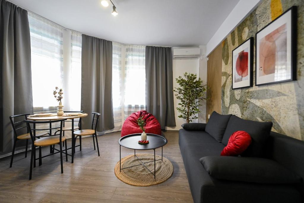 Old Town Charm - Modern & Comfortable Accommodation in the Heart of the City 8