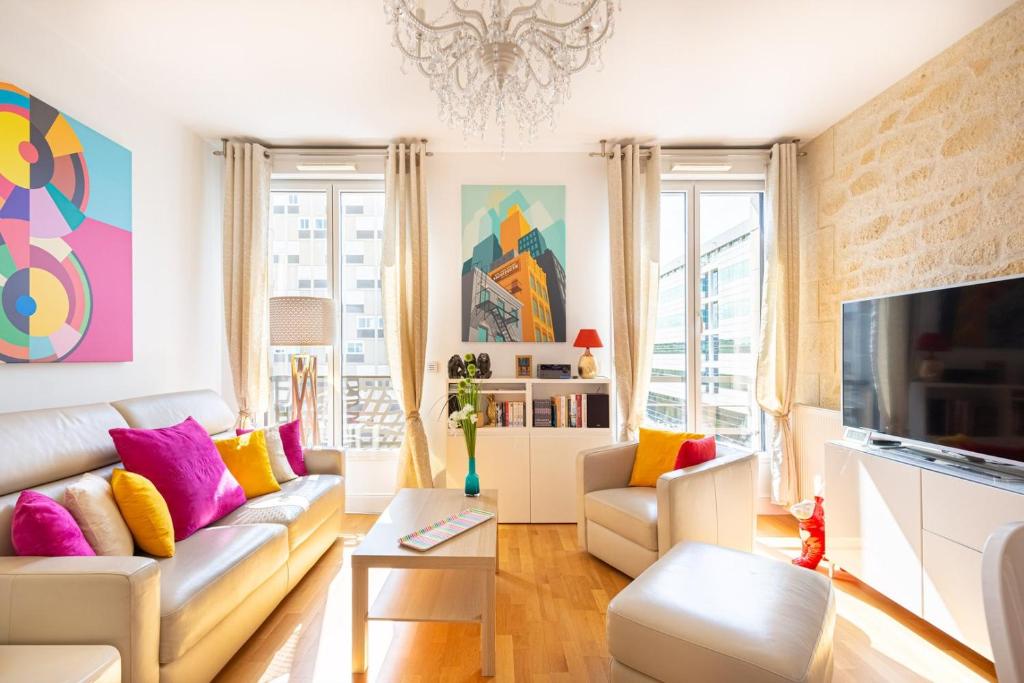 GuestReady - Bright Apt in city centre w/ Parking 3
