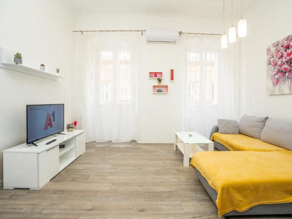 Apartments Lucija & Katia 5