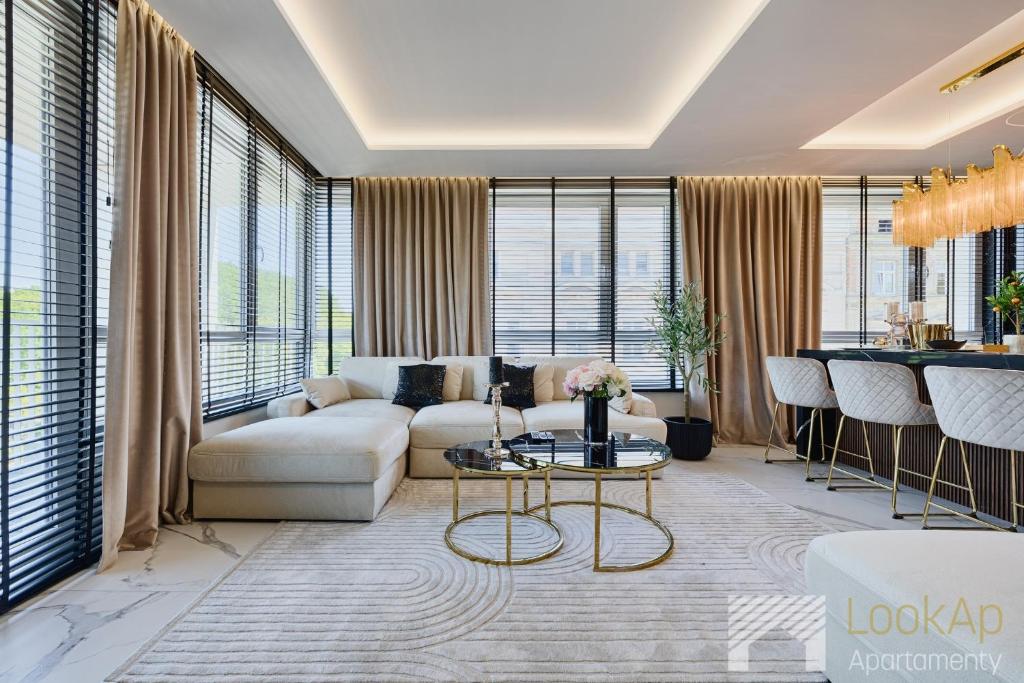 Manu Park Premium Luxury by LookAp 2