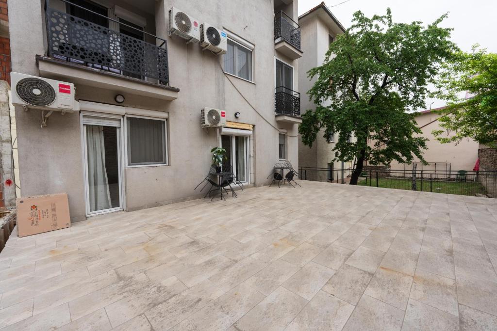 Comanda LUXURY APARTMENTS 6