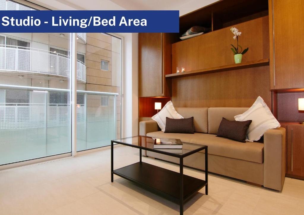 Bentley Holiday Apartments - West One 7