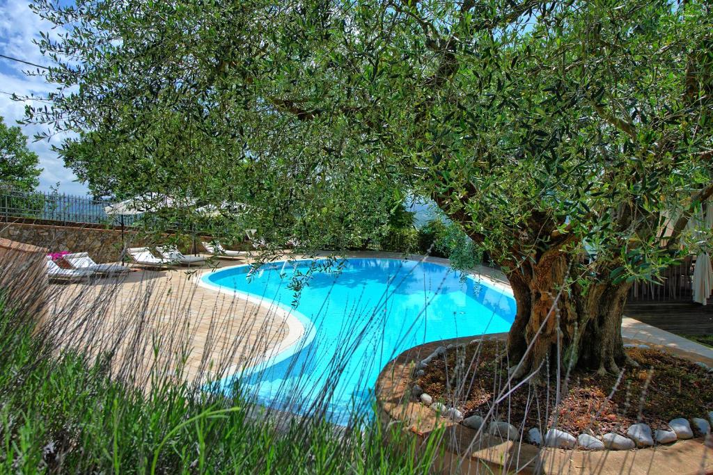 Photo de la galerie de l'établissement Villa Paradiso by PosarelliVillas, à Nestore