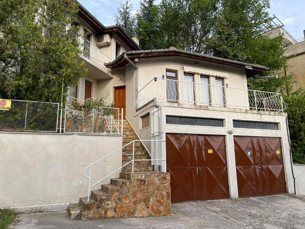 Villa Dechkoni 1