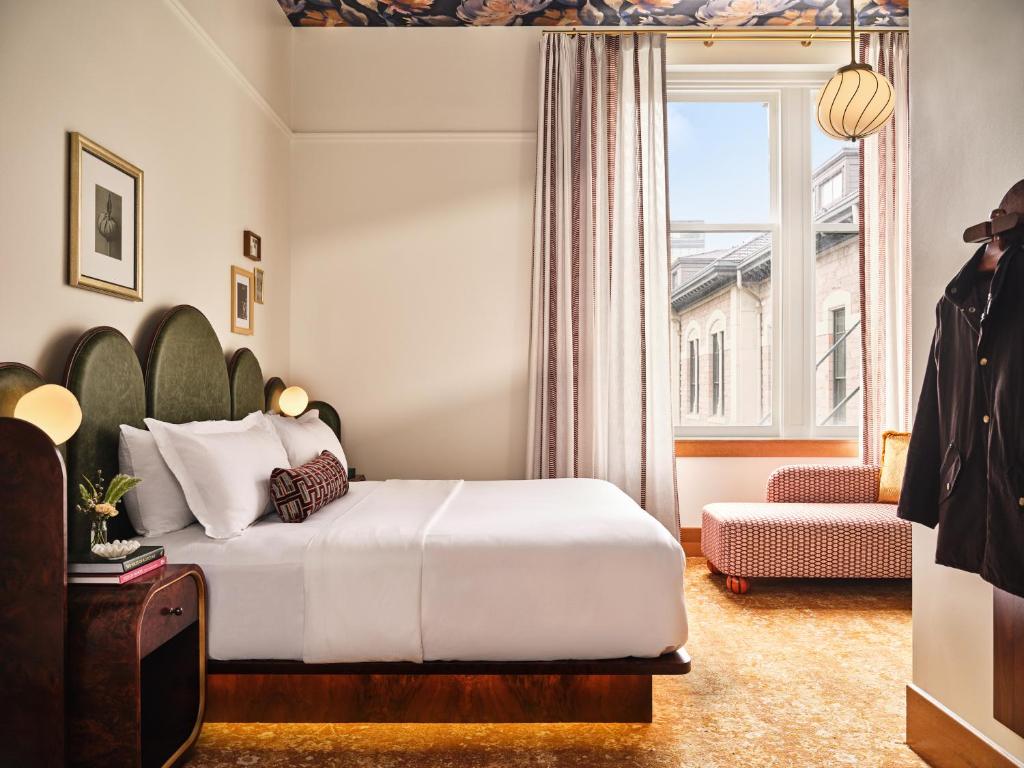 The Crawford Hotel Image
