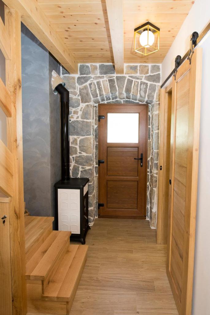 Stone house Oršulica 8