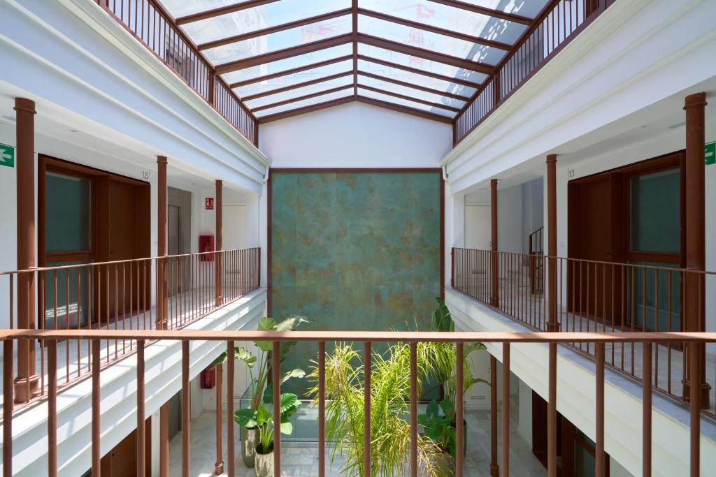 Casa Pizarro, by Homing U 6