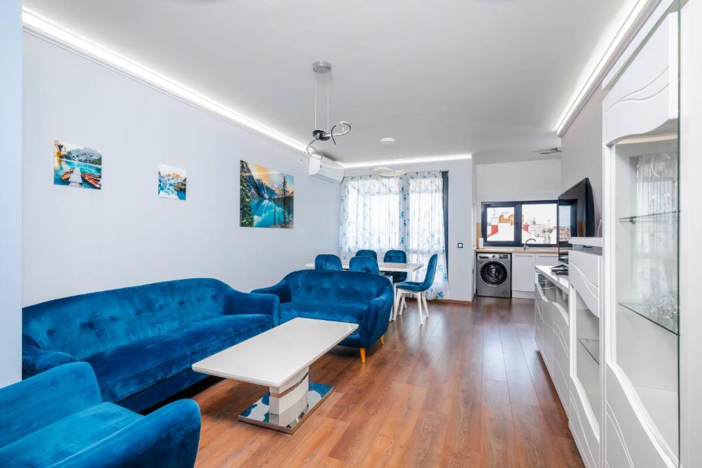 Feel at Home - Central 2BD Flat with Parking by Flat Mаnager 5