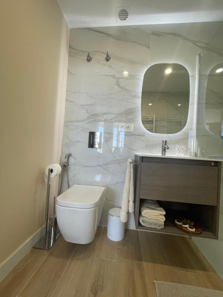 Riscal Suits Luxury 8