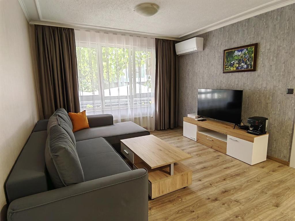 Venice Apartments 4