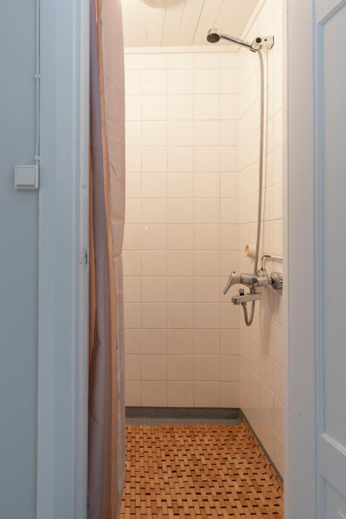 Tyylikäs yksiö Ullanlinnassa 2