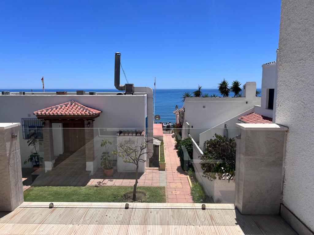 Wohnung in Manilva: Pirata Bungalow sea front