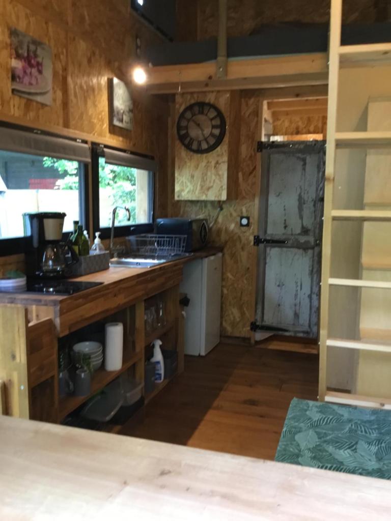 Photo de la galerie de l'établissement Tiny house, à Névy-lès-Dole