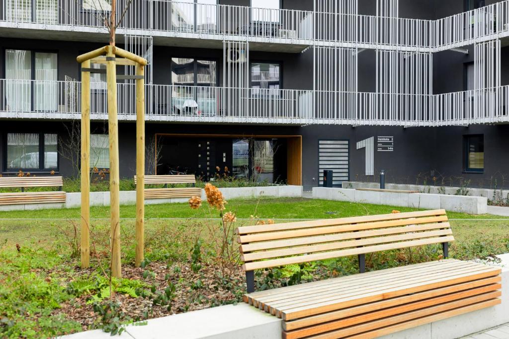 Stacja Wola Nowoczesny Apartament z Balkonem i Parkingiem Warszawa by Noclegi Renters 8