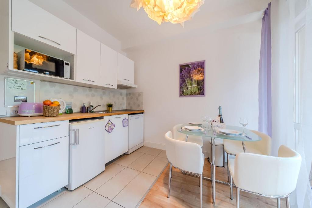 Lavanda Apartment With Terrace - Happy Rentals 5