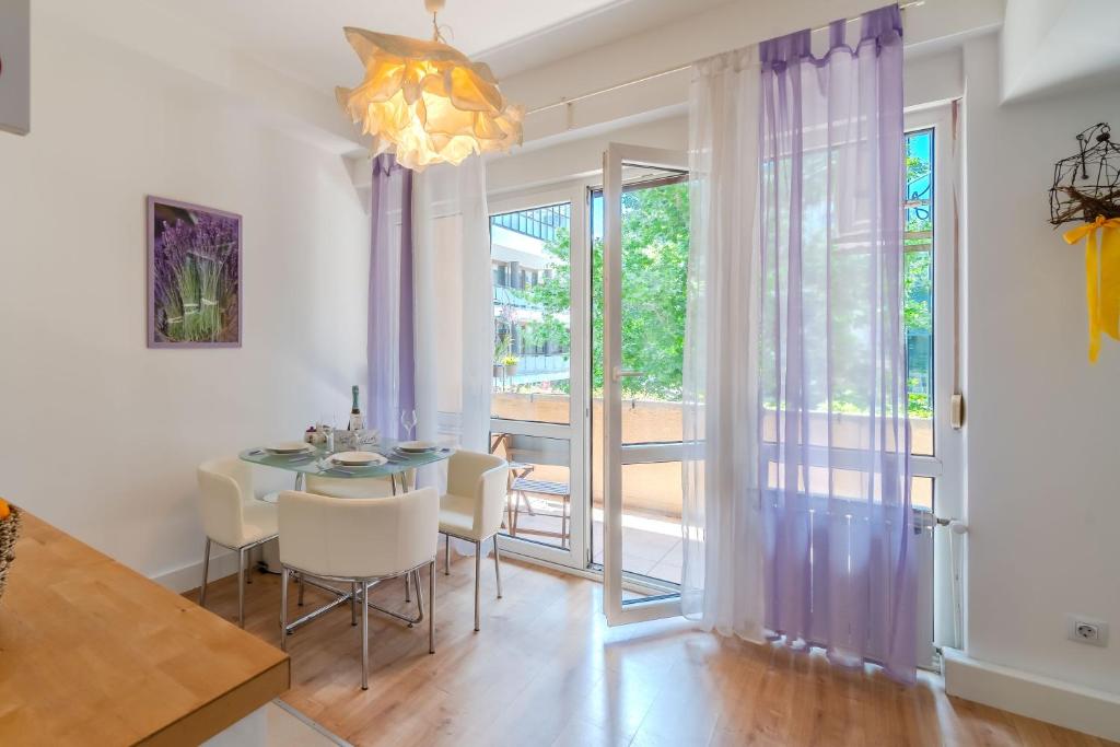 Lavanda Apartment With Terrace - Happy Rentals 7