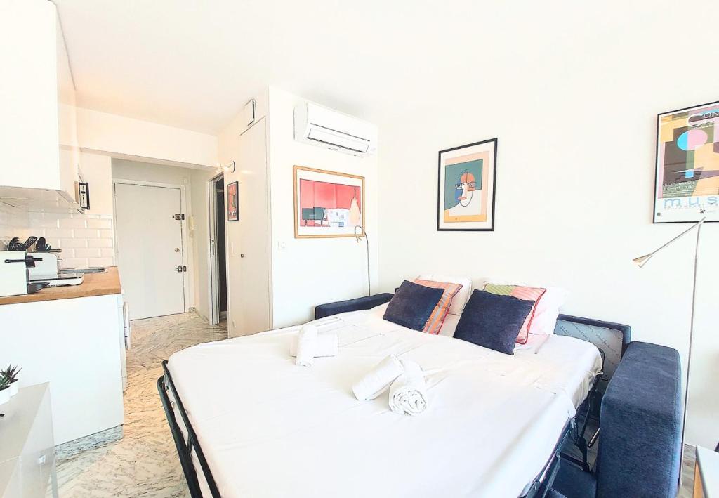 Nestor&Jeeves - LIFESTYLE - Terrace and sea view 7