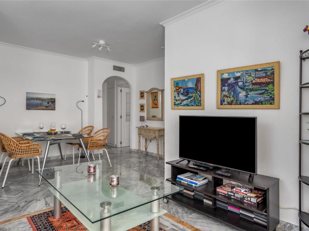 Apartment Lorcrisur by Interhome 4
