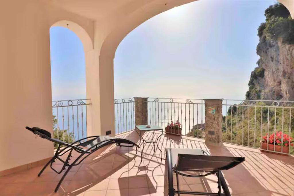VILLA DEL MORO 5