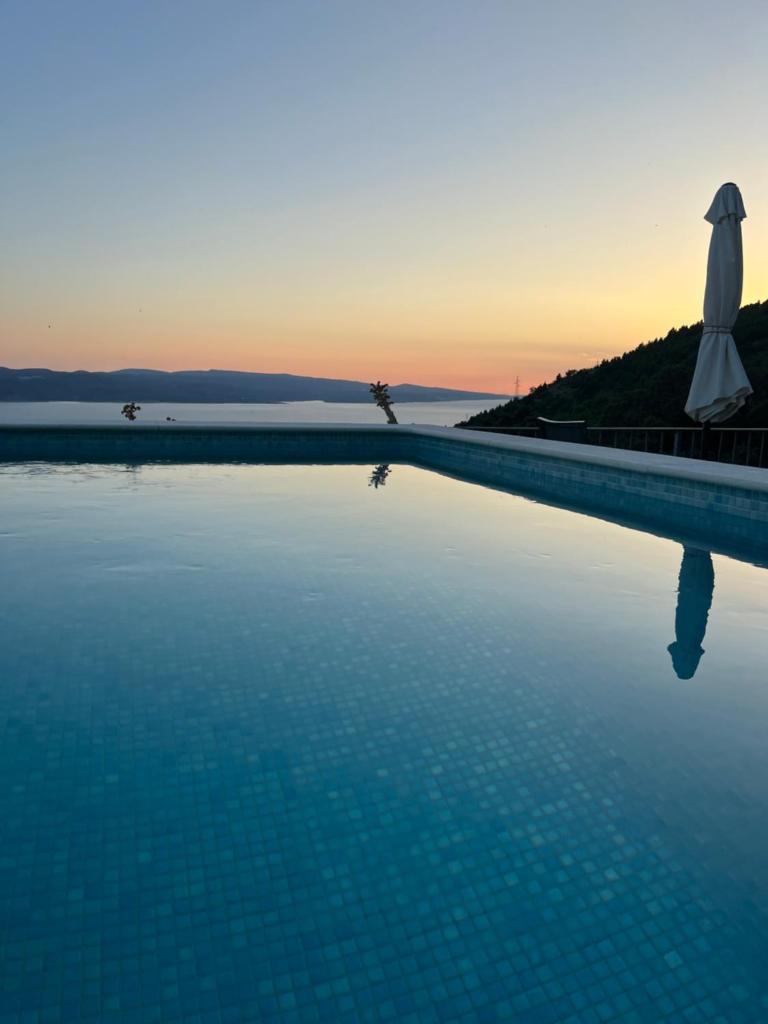 Villa Kristina - Ferienhaus Baška Voda - Topići, Private Outdoor Swimmingpool 5
