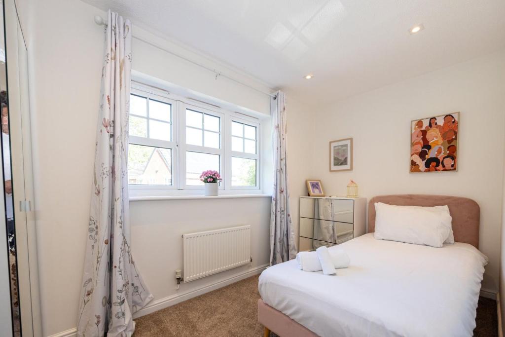GuestReady - A Haven by the River 3