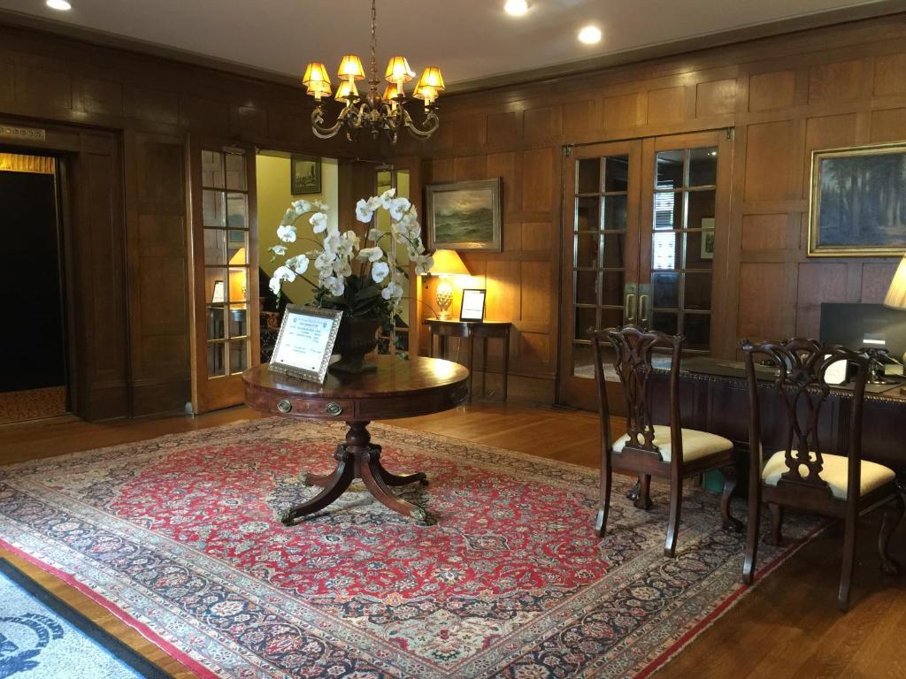 University Club of San Francisco Image
